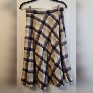 Magique Plaid Skirt